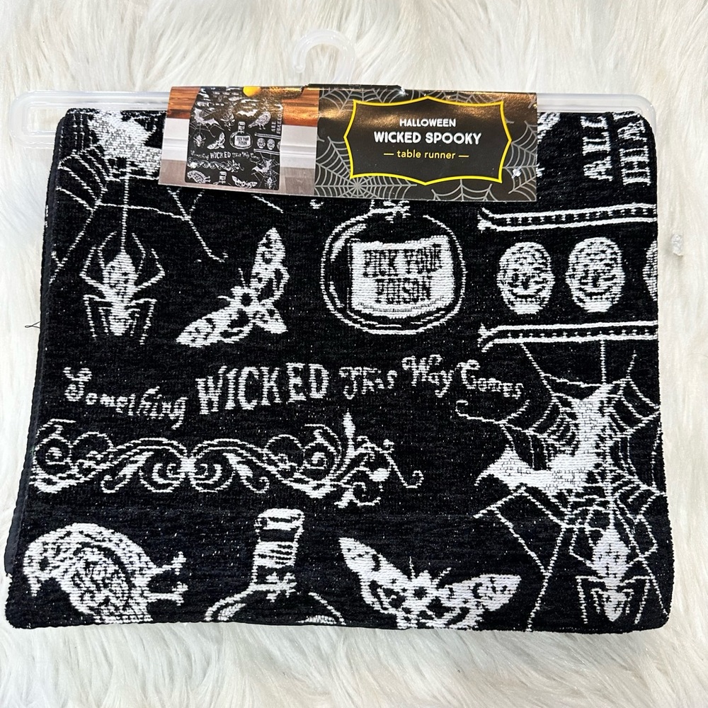 Halloween Table Runner